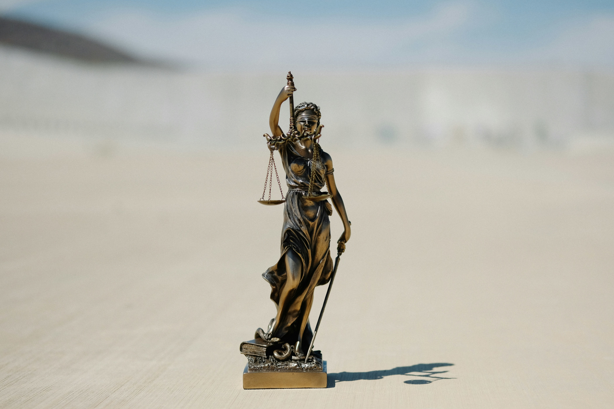 UK lawyers and judges facing 'violence, death threats and rape threats'