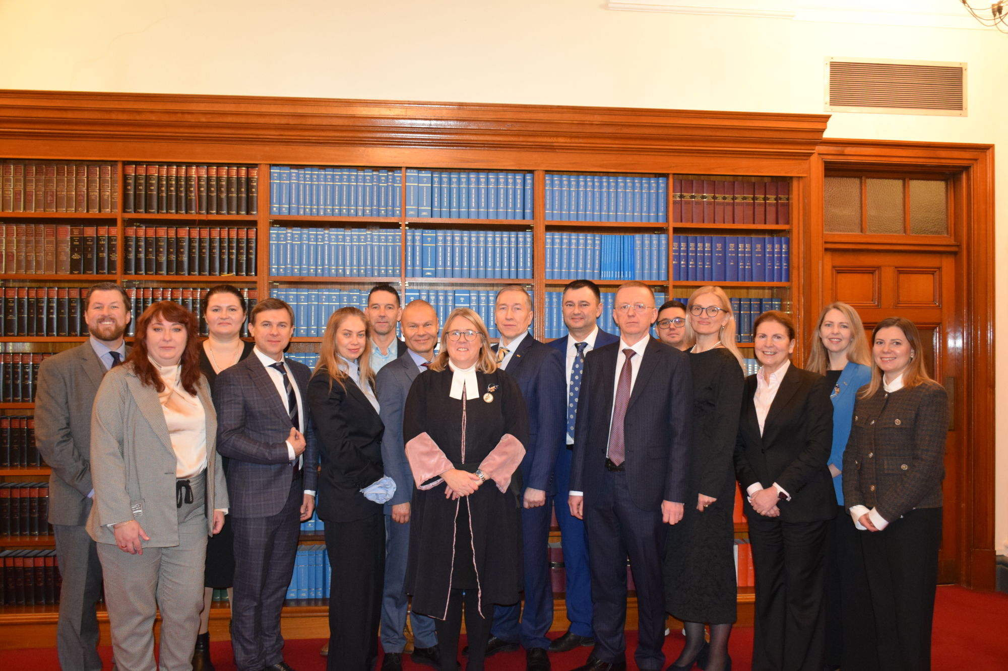 Ukrainian judges take part in all-island judicial exchange