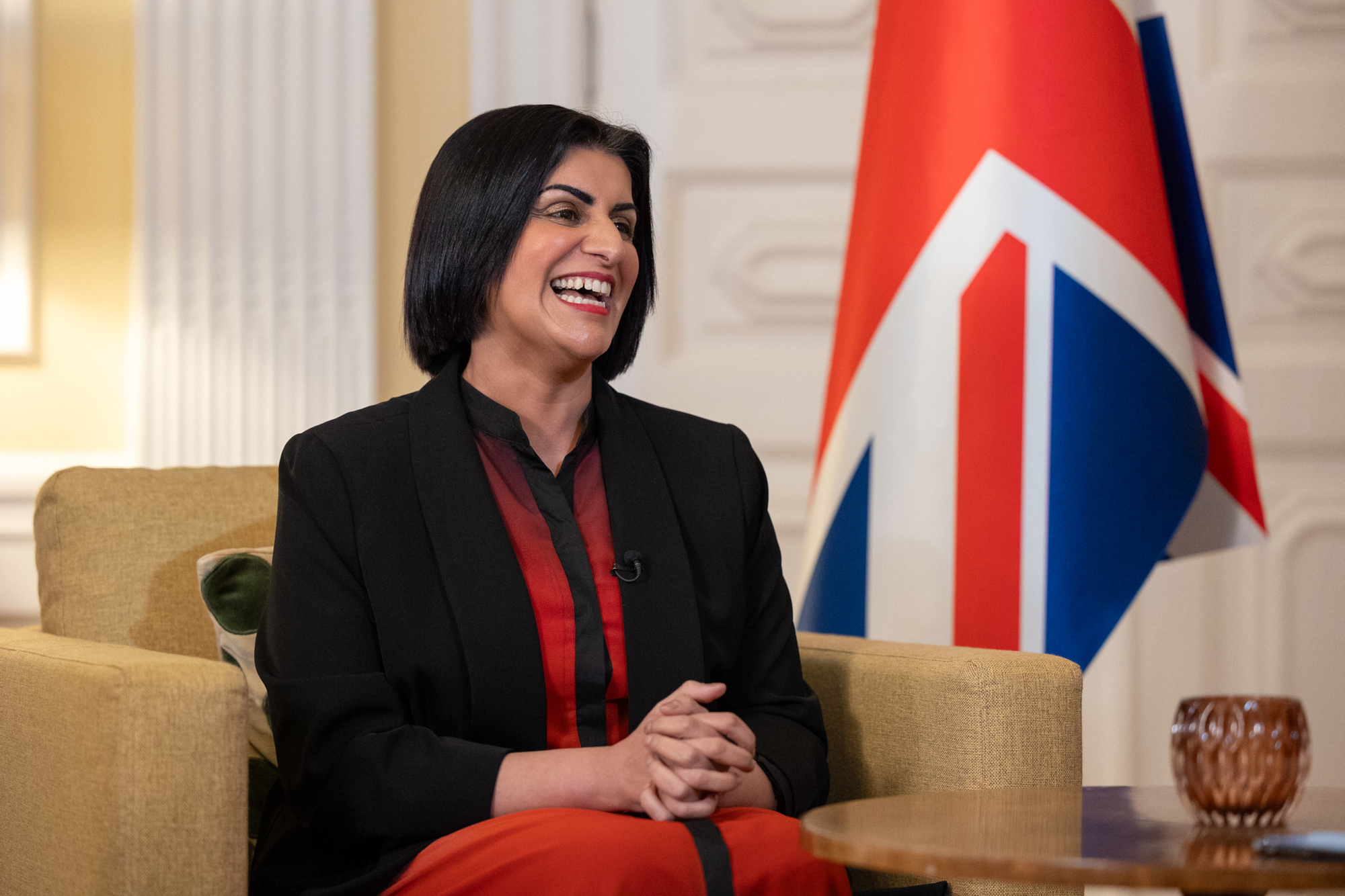 UK to review refugee status every 30 months