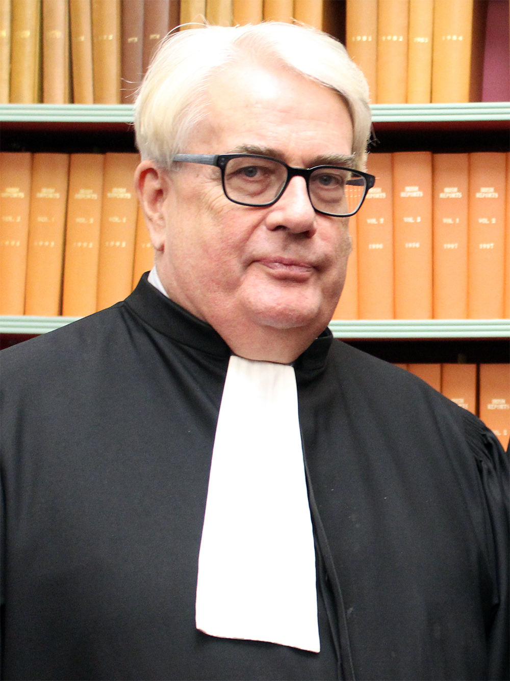 Former chief justice Frank Clarke in surprise return to the Bar