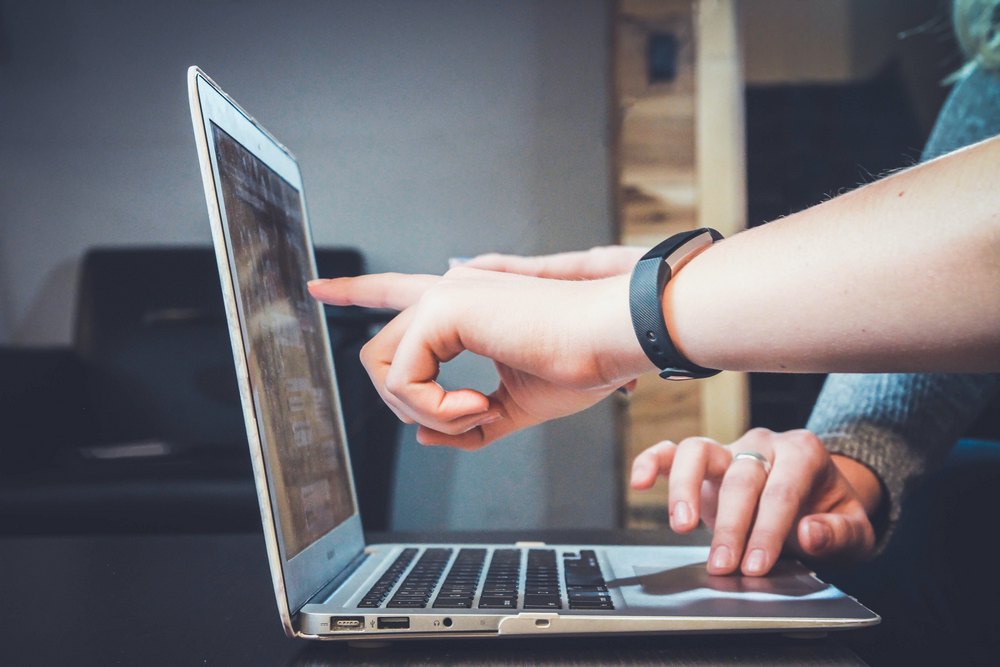 US: Expert witness’ exposed ChatGPT prompts highlight risk of AI use
