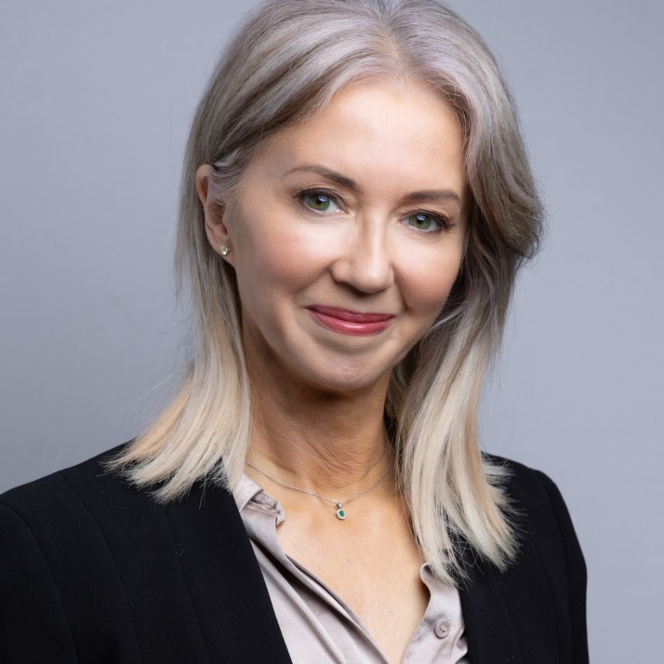 HSF partner Lyn Harris wins women in tech award