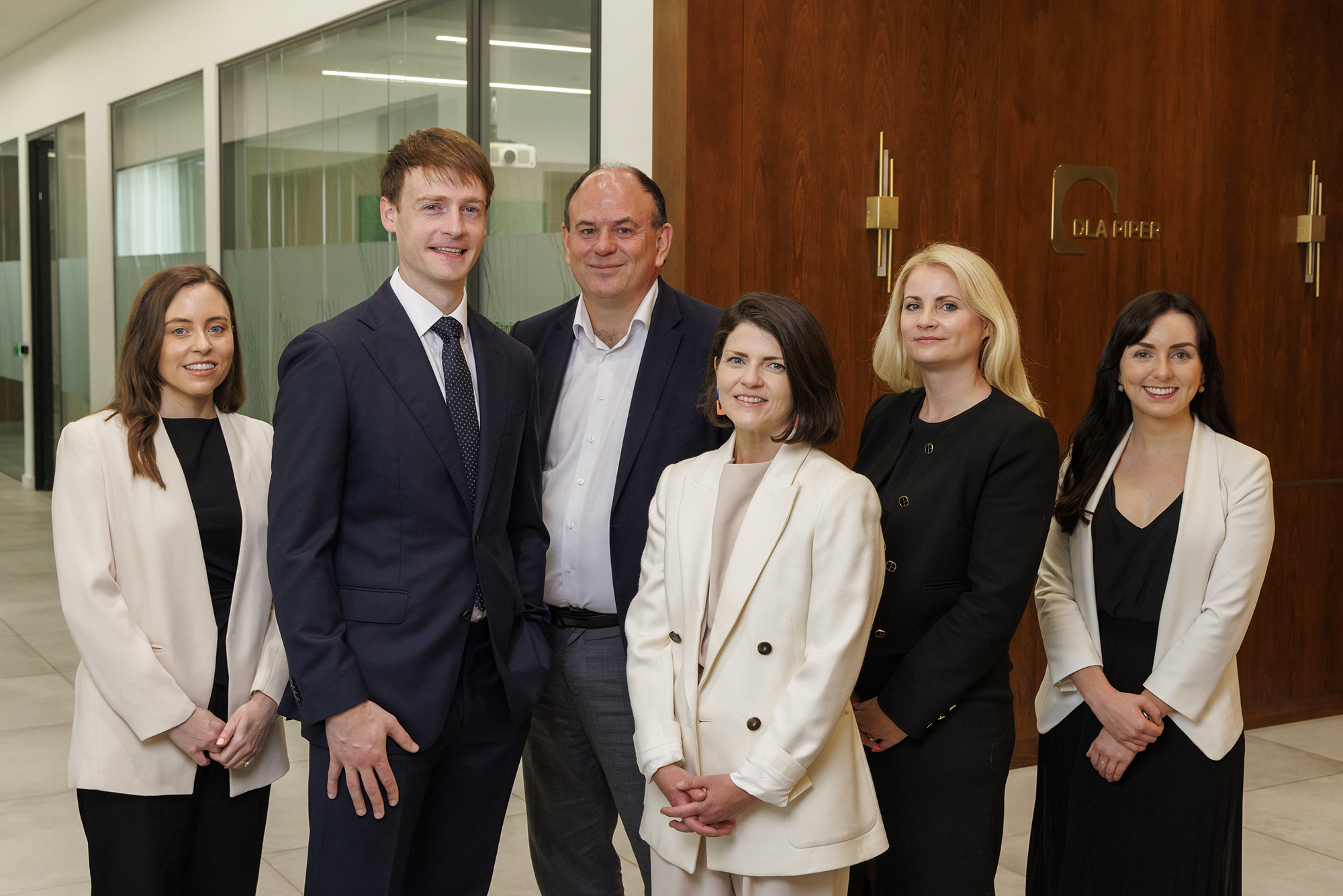 DLA Piper promotes six lawyers in Ireland