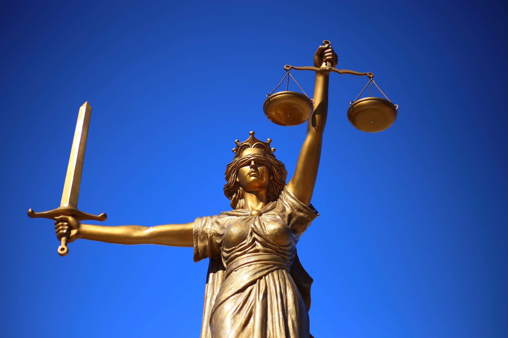 Lawyers warned to avoid 'meritless' crowdfunded litigation