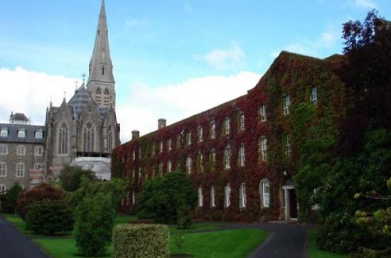 Maynooth University marks 10th anniversary of law school