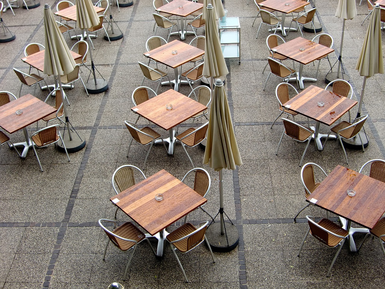 Street furniture licence fees to be waived