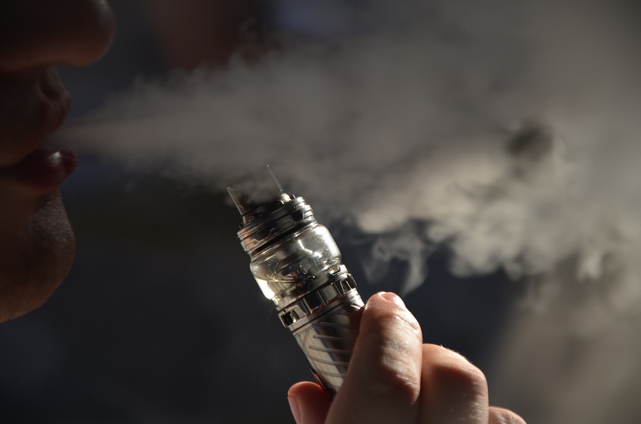 Sale of vaping products to children to be banned