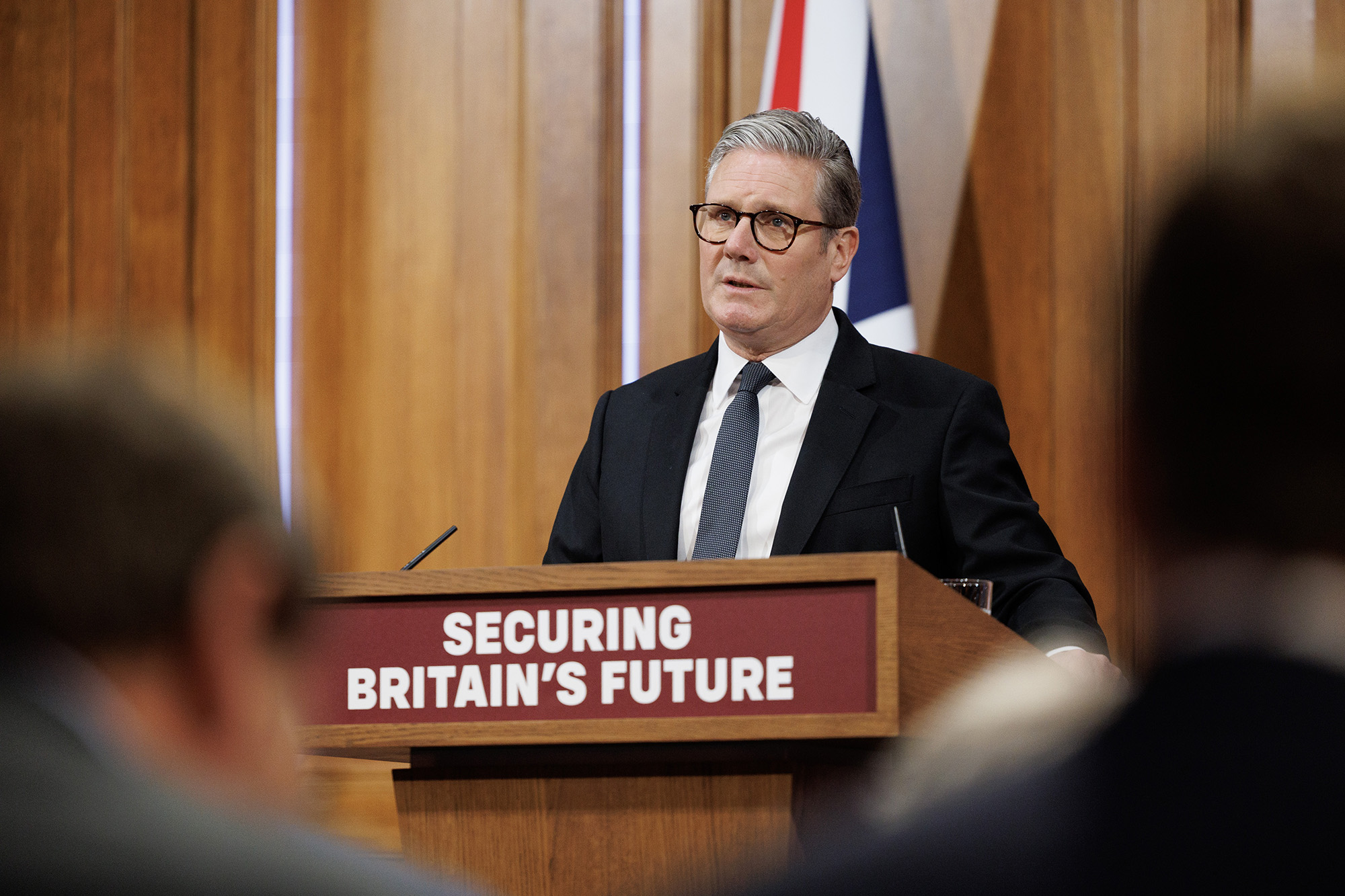 Keir Starmer announces UK immigration crackdown