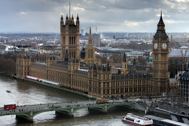 NI: Ian Paisley survives UK's first MP recall petition